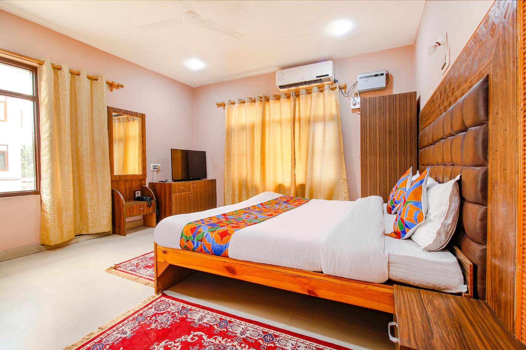 Fabhotel Grand Comforts Haidarpur Esterno foto