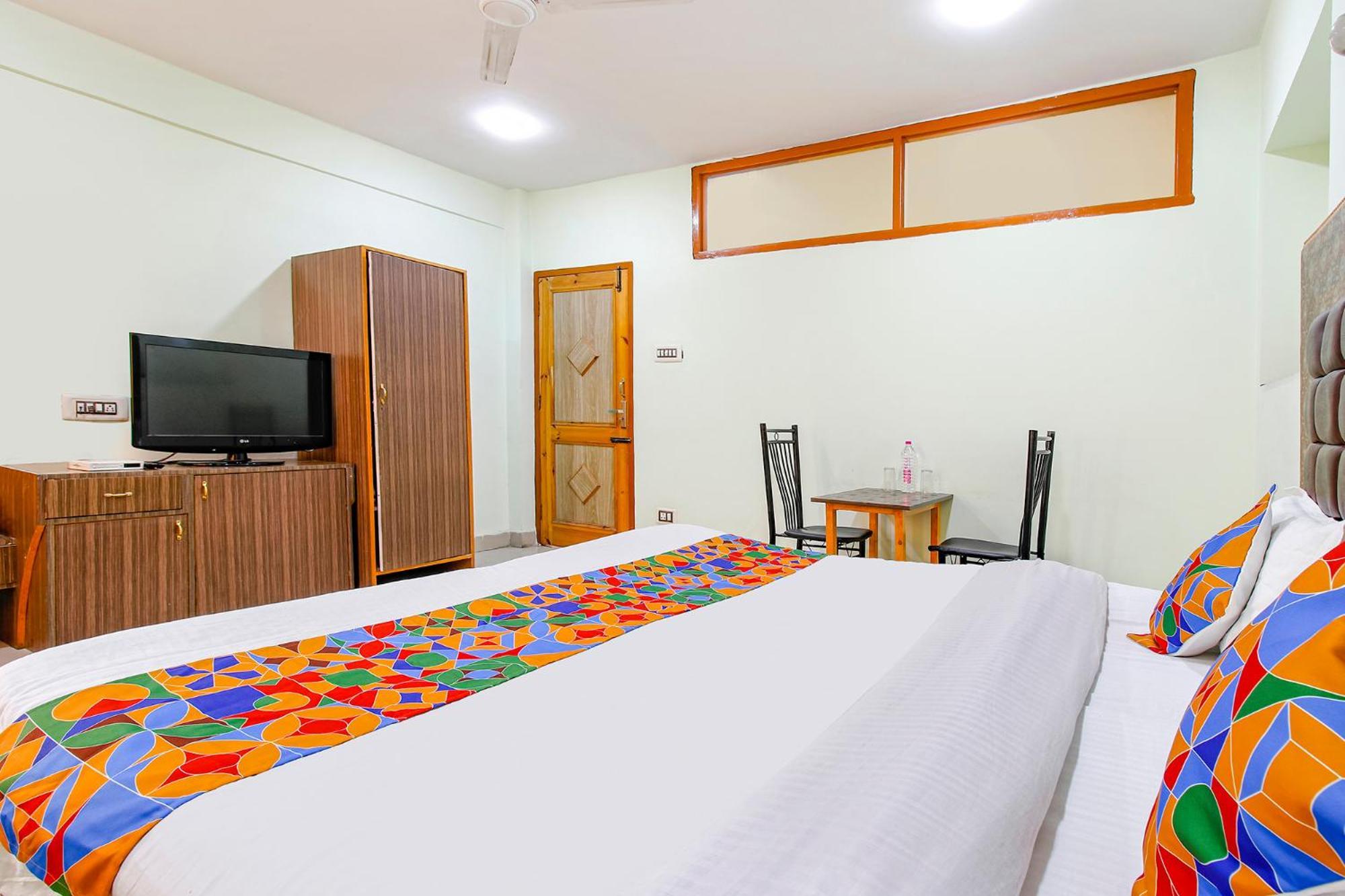 Fabhotel Grand Comforts Haidarpur Esterno foto